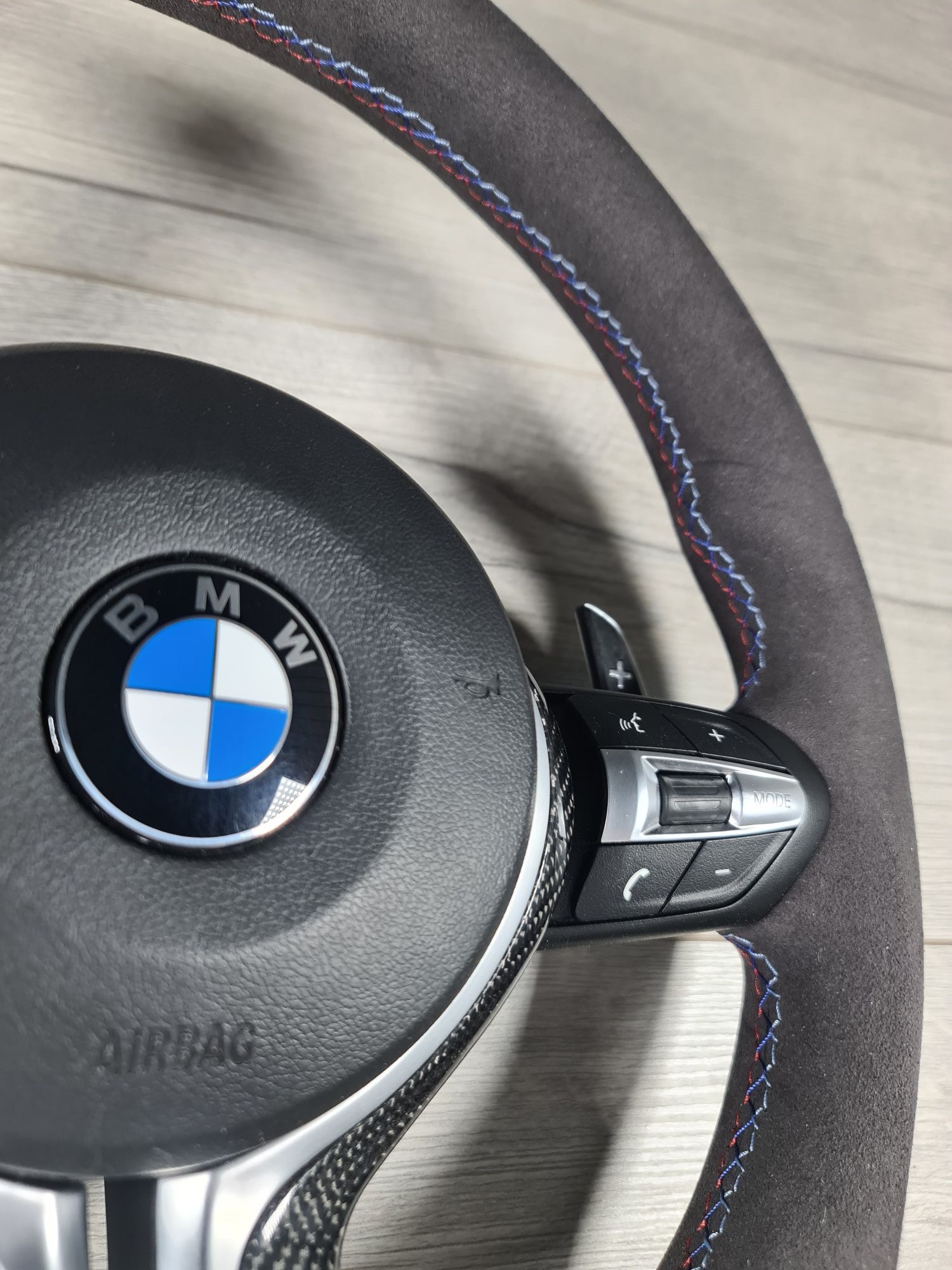 Volan-Alcantara-Carbon-M5-M6-Bmw-Seria-5-6-7-F10-F11-F06-F12-F13-F01