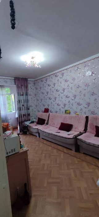 ÷ 1/1/4 Чиланзар 12 кв Дом Вдоль Дороги можно Под ОФИС продаётся