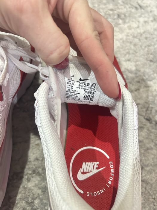 Дамски маратонки найк