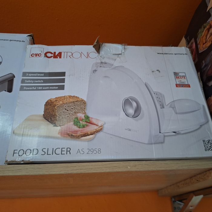 Резачка за колбаси и хляб 180 вата нова внос от Германия