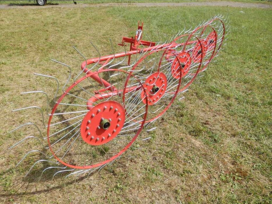 Грабли сеноворошилки 5х колесные