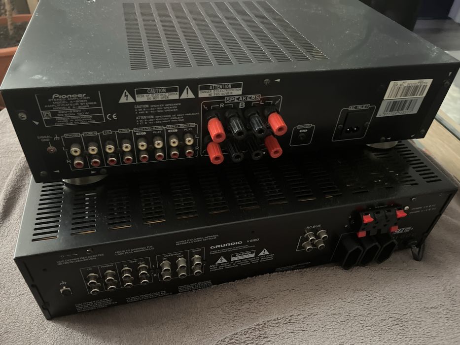 Vind statii si doua boxe