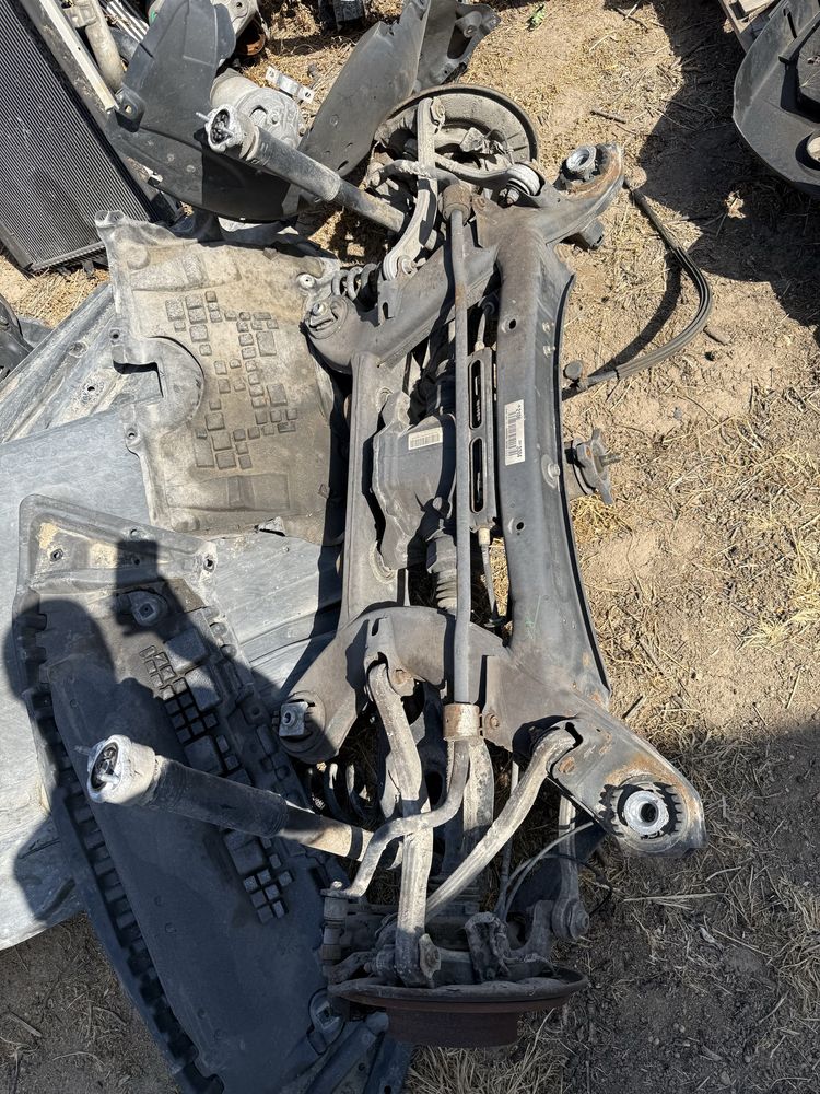 Заден мост mercedes w204 w212 w207 w218