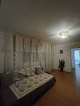 Persoana fizica închiriez apartament.