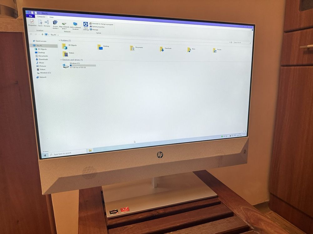 Настолен компютър HP Pavilion All-in-One 24-xa0xxx