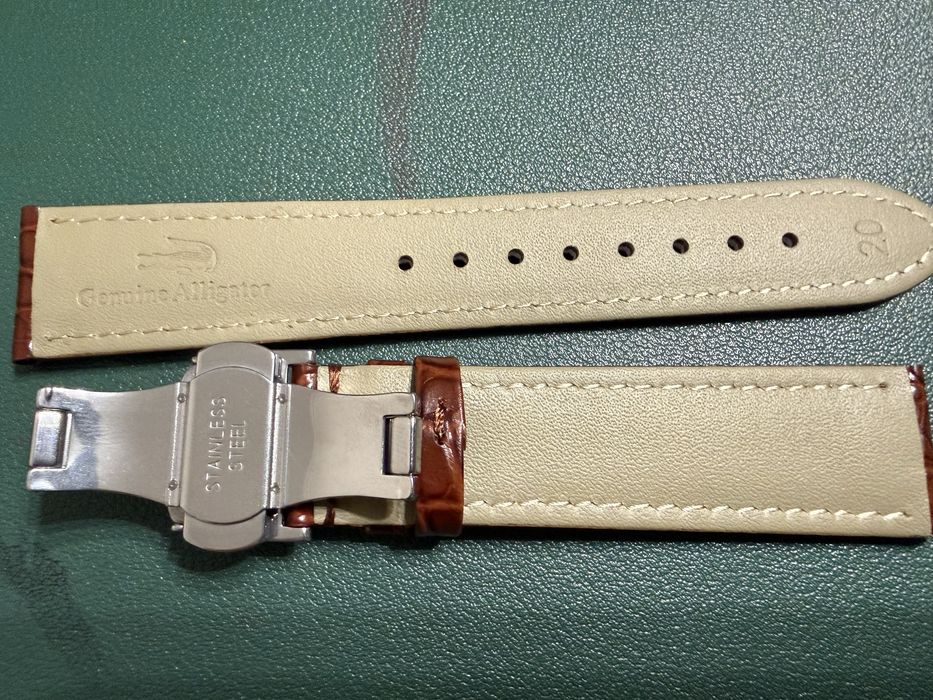 Ремешок для часов из кожи аллигатора