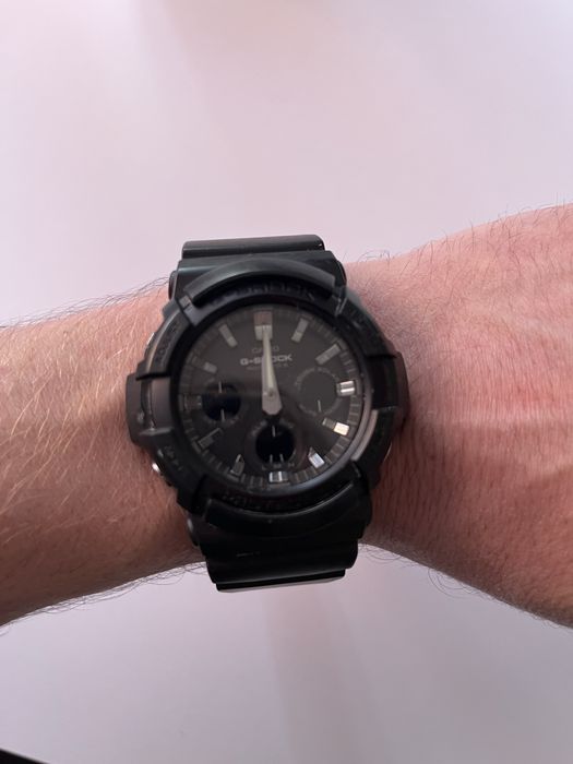 Часовник G Shock