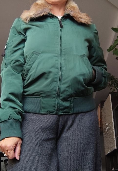 ,куртка ,пальто ,плащ ,смотрите фото.,44,48 р