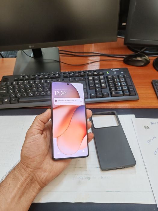 Redmi note 13pro 12/256gb(2025)ideal ochilmagan usta kurmagan aybi yuq
