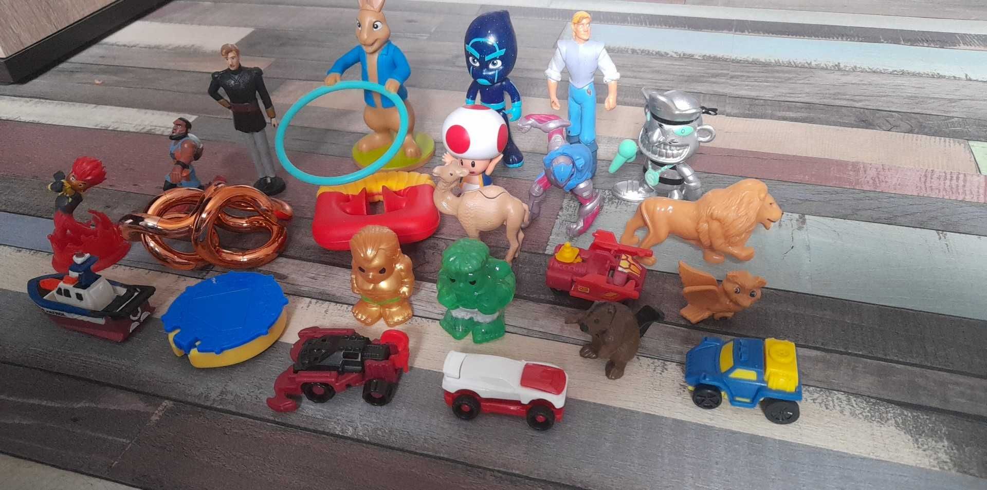 Lot figurine de colectie si joaca copii