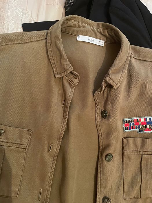 джинсовая рубашка Манго