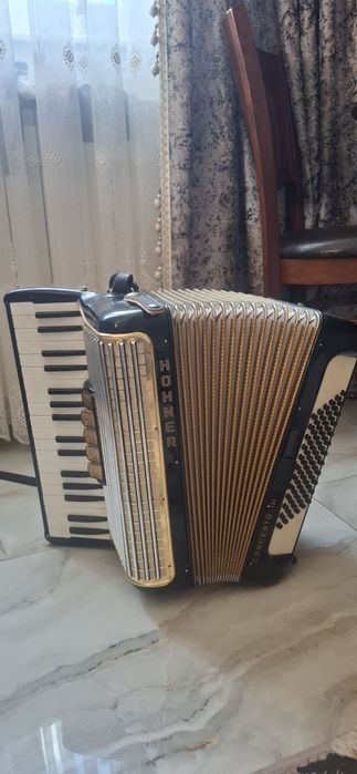 Vând acordeon concerto |||