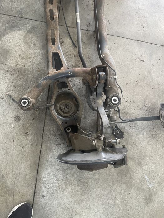 Punte spate completa fara etrier Volkswagen passat CC b6 b7 golf 5