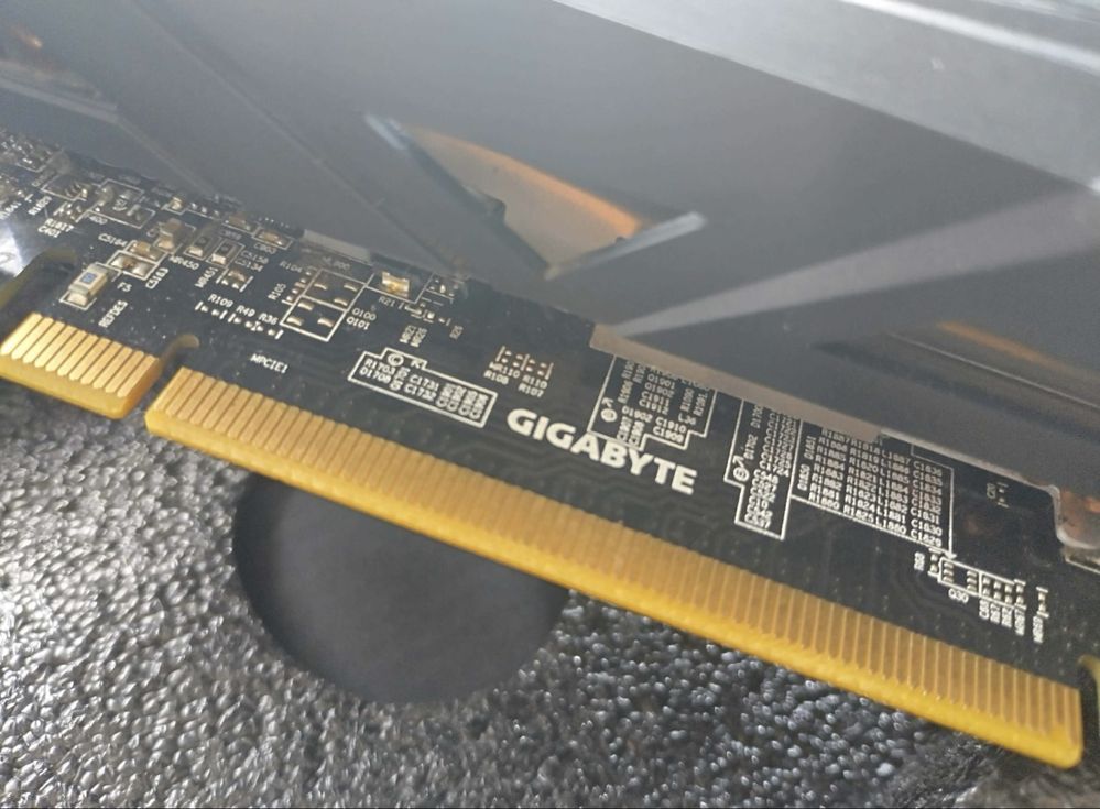 Placa video Aorus Gigabyte Radeon RX580 8gb GDDR5