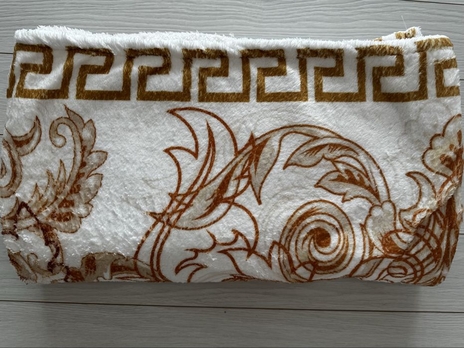 Пухкаво одеяло Versace
