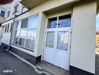INCHIRIEZ SPATIU comercial ,58 mp,zona Stefan Cel Mare