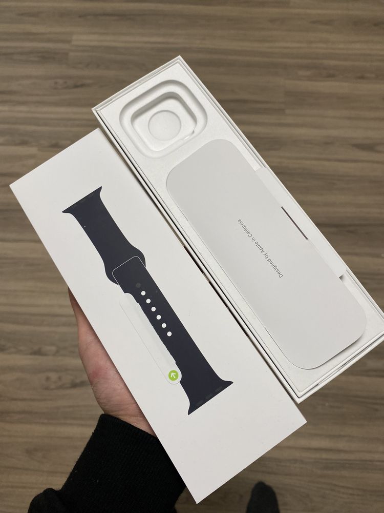 Продом часы Apple Watch SE