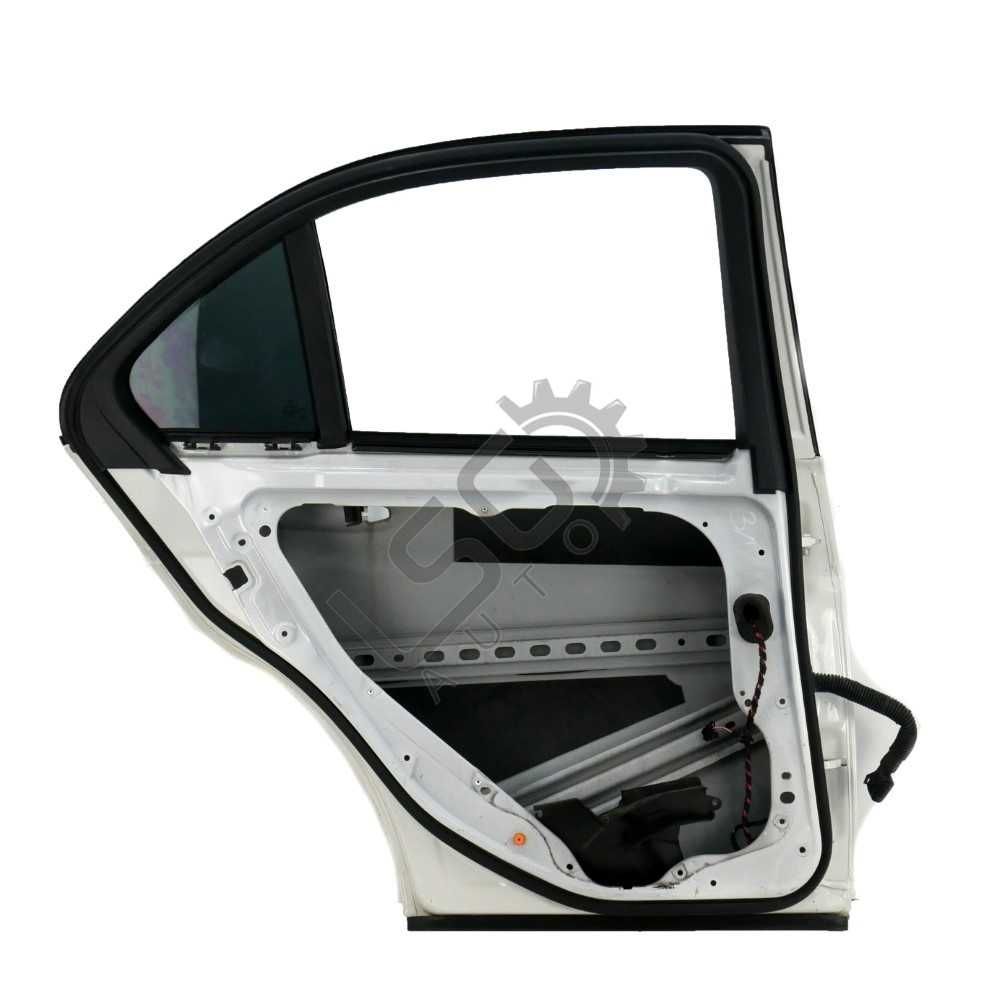 Задна лява врата Mercedes-Benz C-Class 204 (W/S/C)  ID: 131239