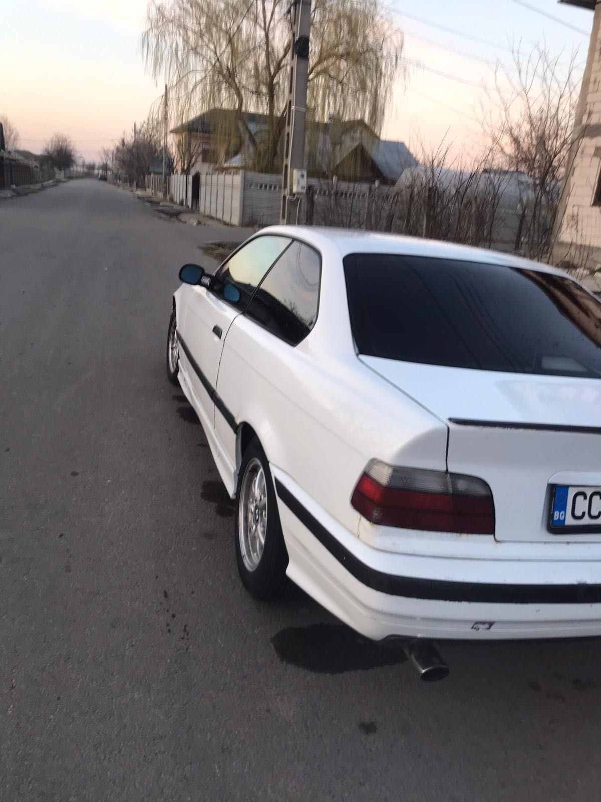 BMW e36 318is vând