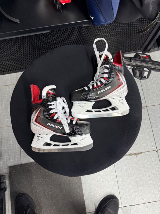 Коньки Bauer fly30 цена  375$