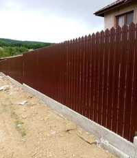 Garduri din plasă bordurată șipcă metalică