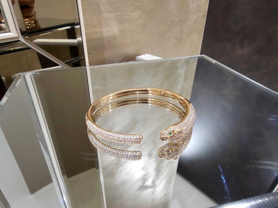 CARTIER Panthere de Cartier Rose Gold Diamonds Дамска Гривна
