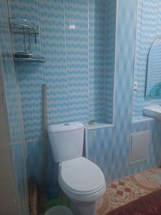 Квартира ижорага берилади 1этаж 2хоналик  Мезон маркет