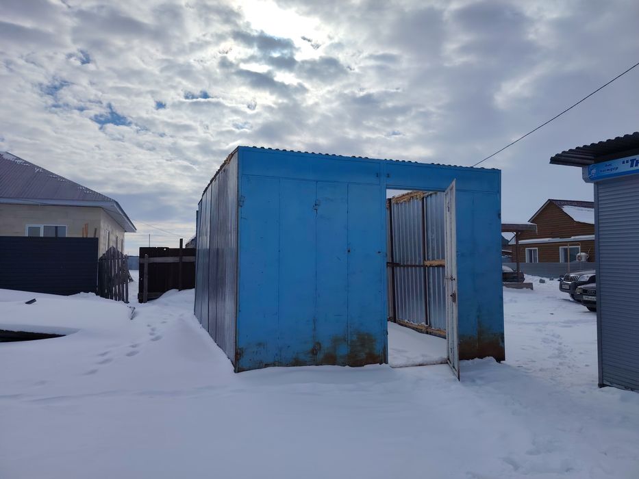 Контейнер из металического каркаса