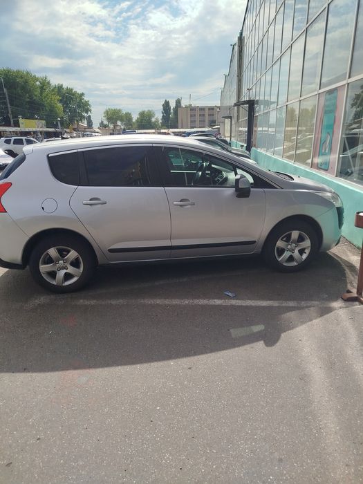 Vând/schimb Peugeot 3008