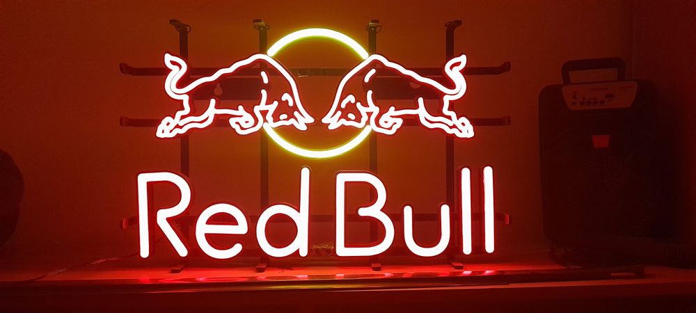 Неоновая LED red bul вывеска