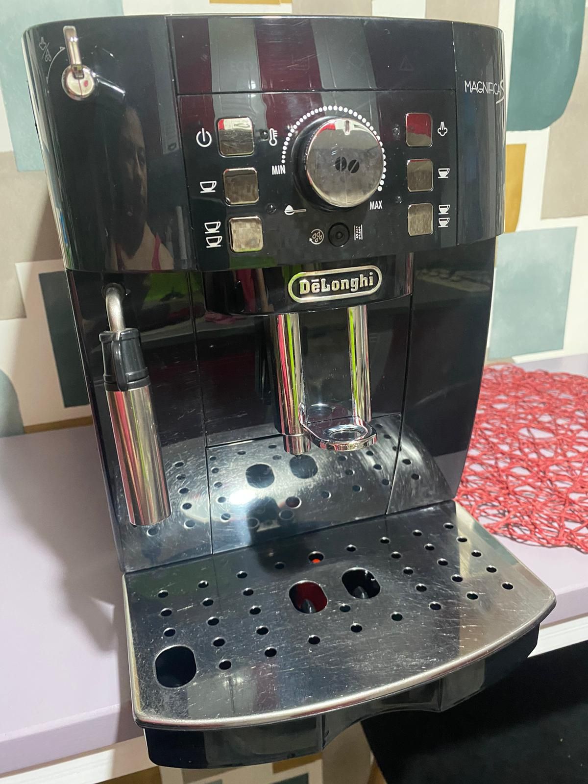 DeLonghi magnifica S