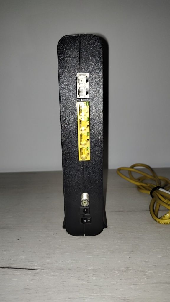 Modem Compal CH7465 Black