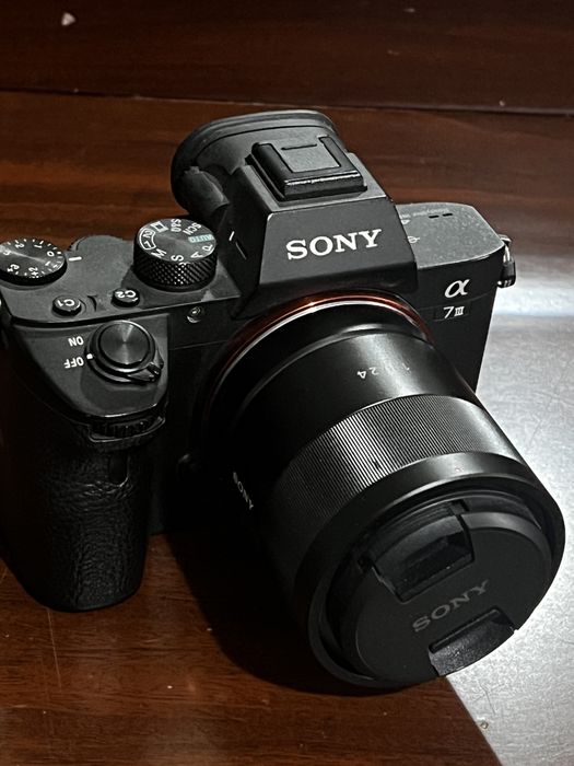 Продам Sony A7 III в отличном состоянии