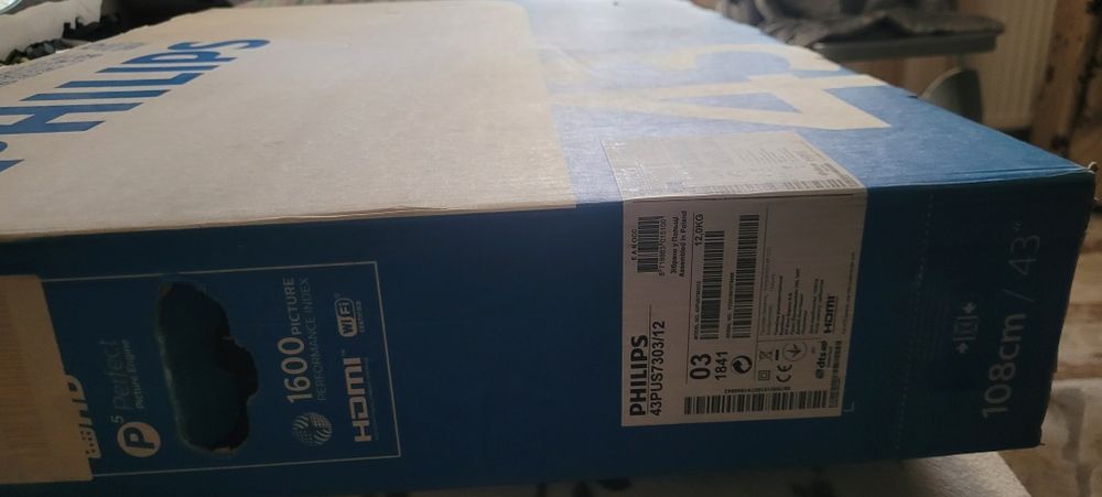 Vând televizor Philips