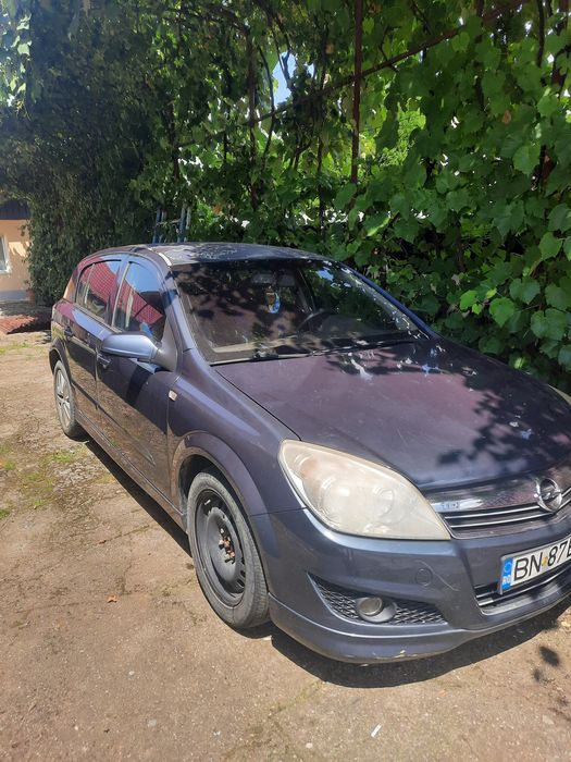 Vând Opel astra h  2008