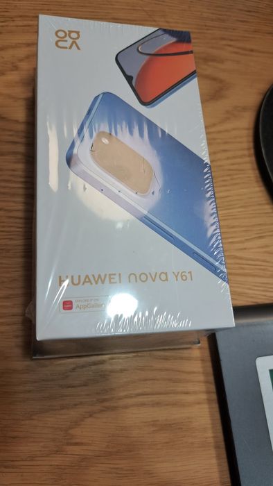 Чисто нов,запечатан,Huawei nova y61