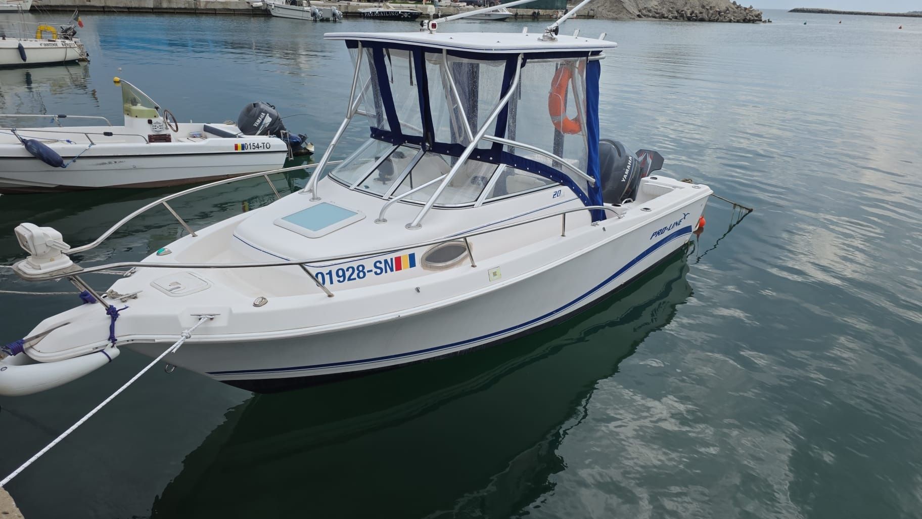 Vand barca Proline 20,motor Yamaha 225,peridoc neinmatriculat.
