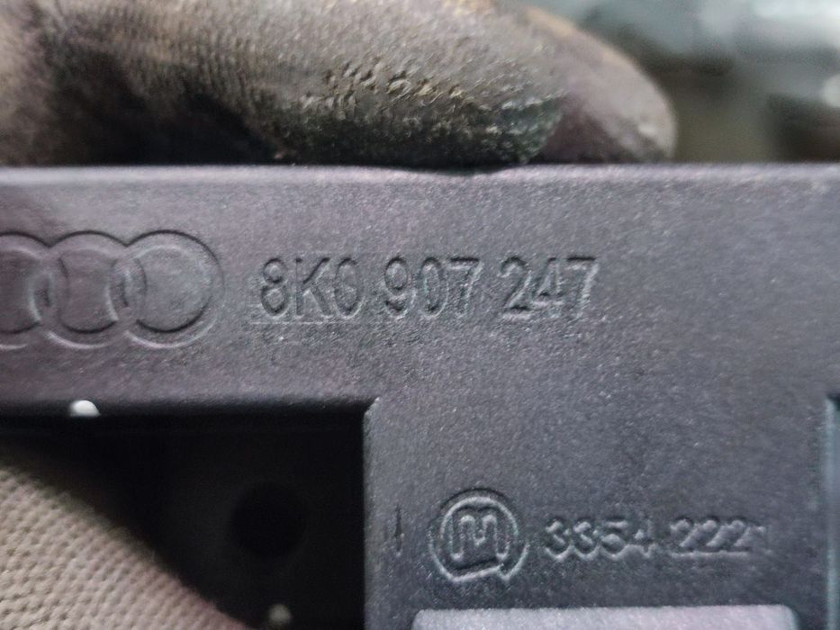 Antena keyless dreapta fata Audi A8 D4/4H [2010 - 2014] 4.2 tdi CDSB