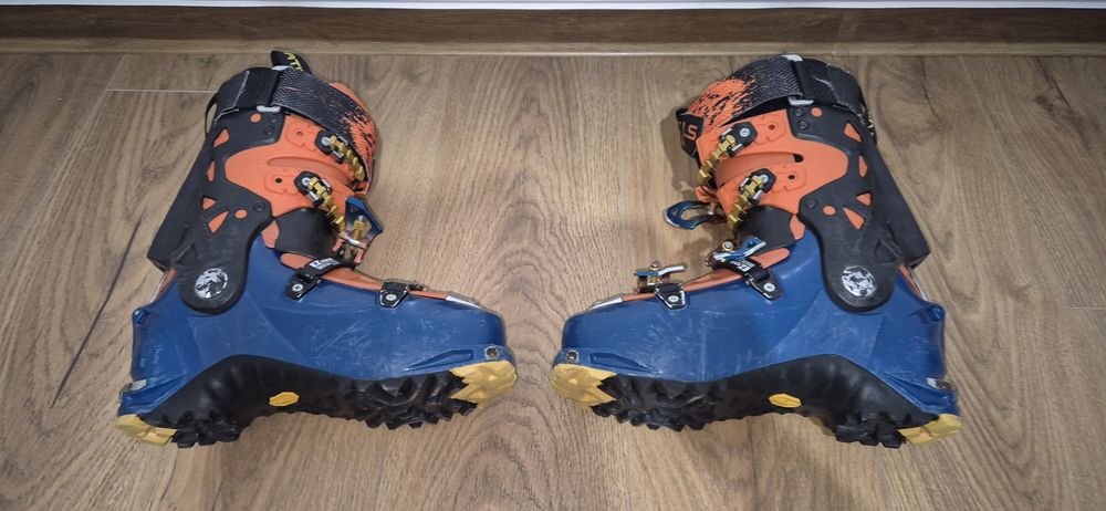 Clapari Tura - LaSportiva Synchro, Marime 41,5-42