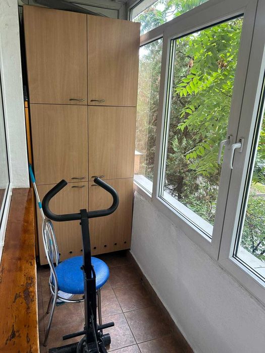 De inchiriat apartament 3 camere zona Mihai Bravu-Vatra Luminoasa