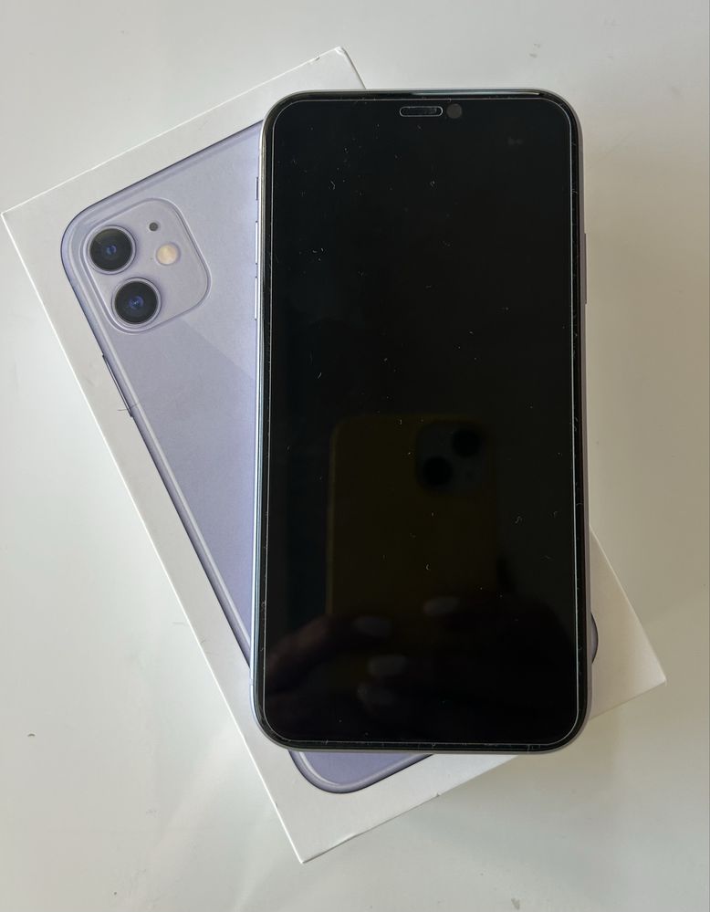 Iphone 11/64gb +5 кейса+5 протектора