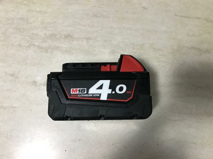 Baterie Acumulator Milwaukee 18V 4A Germania