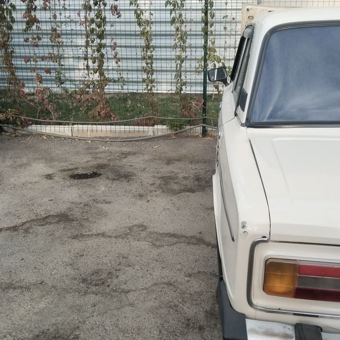 Vaz 2106 sotiladi
