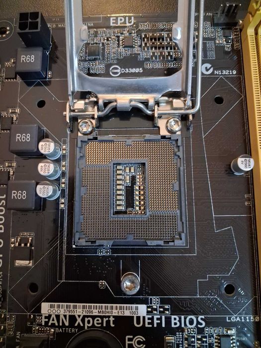 Kit placa de baza Asus + procesor i3 + cooler