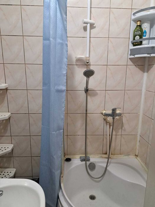 Dau spre inchiriere apartament cu 2 camere in Oltenita