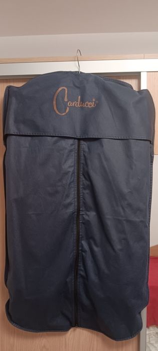 Мъжки костюм CARDUCCI и 2 бр. ризи "VEGEA"'