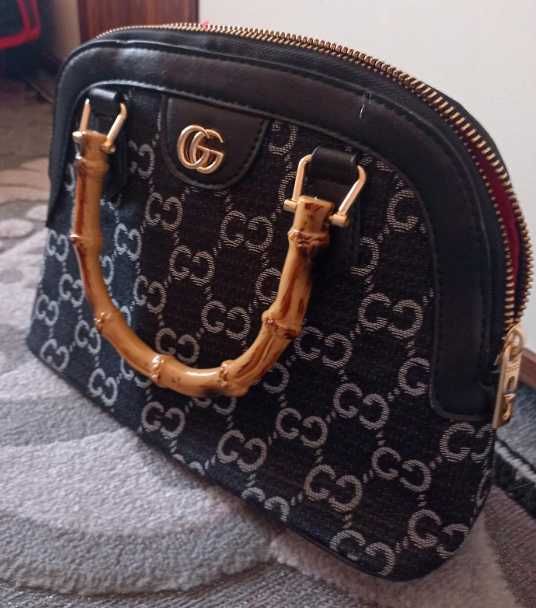 Чисто нова оригинална чанта Gucci със сертификат