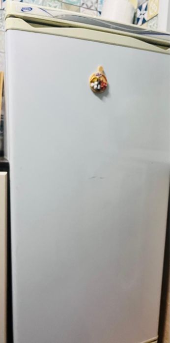 Продам БУ холодильник