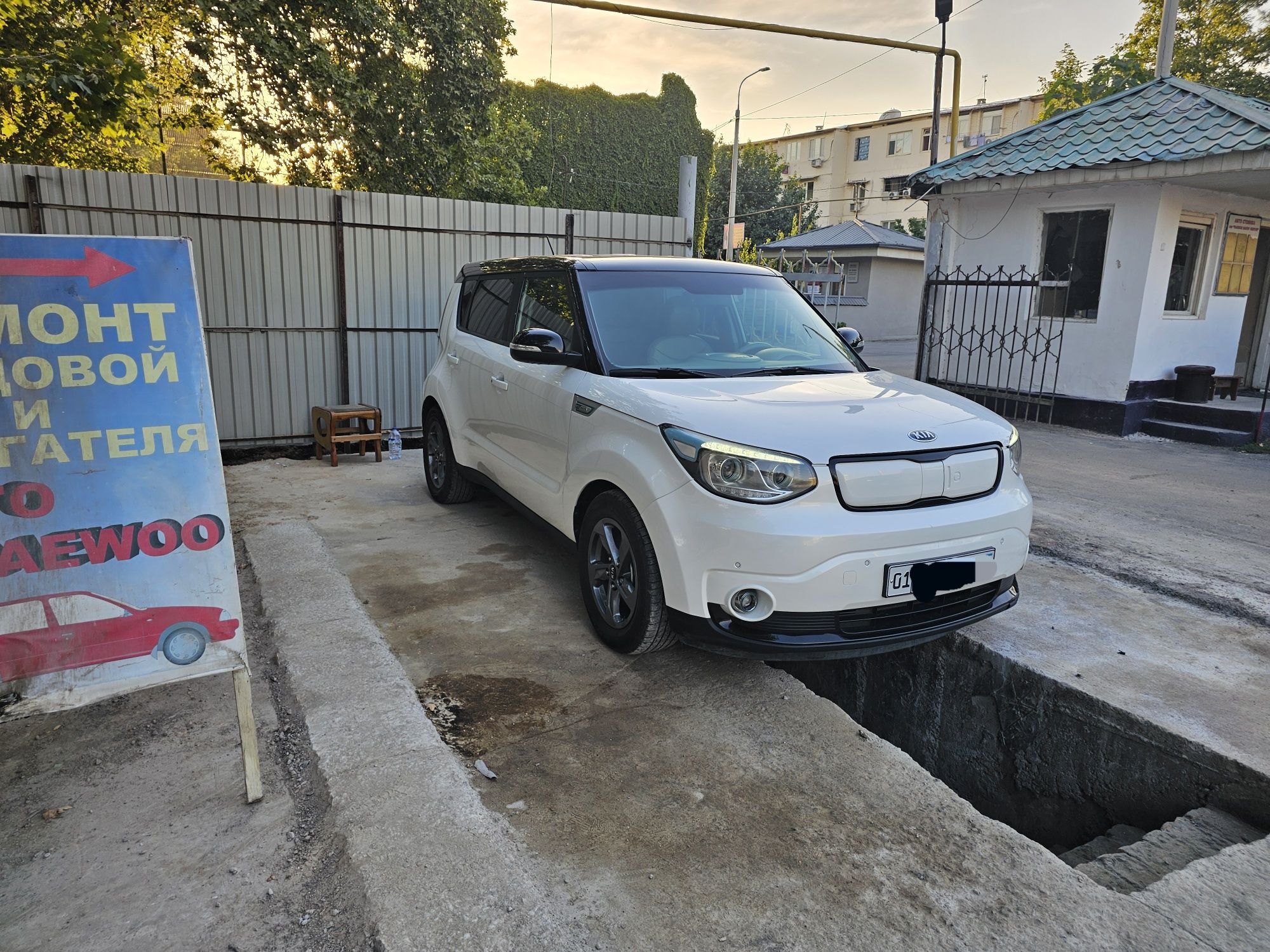 Продаётся Kia Soul EV 2017 электромобиль срочно!