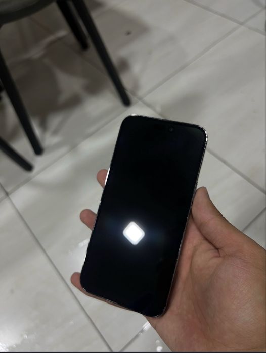 Iphone 14 pro max holati zor